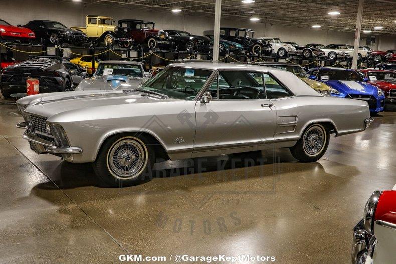Unknown-Riviera-1964-Silver-Black-27