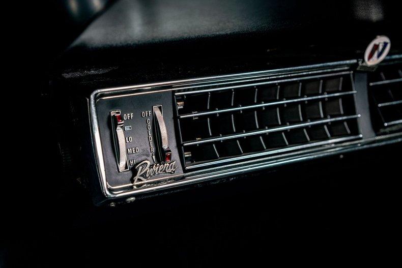 Unknown-Riviera-1964-Silver-Black-4
