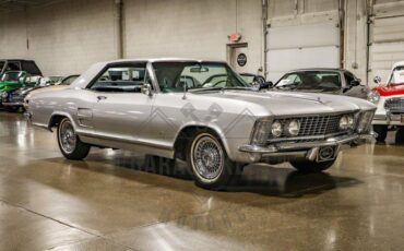 Unknown-Riviera-1964-Silver-Black-46
