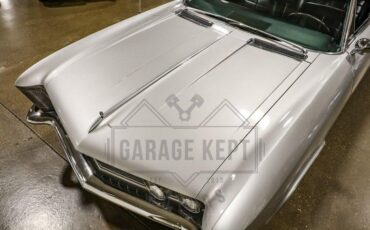 Unknown-Riviera-1964-Silver-Black-49