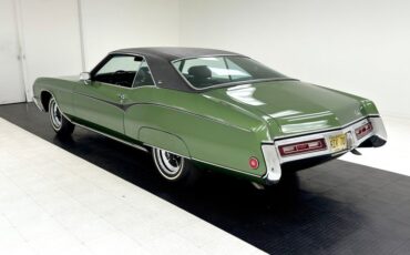 Unknown-Riviera-1970-Emerald-Mist-Black-12