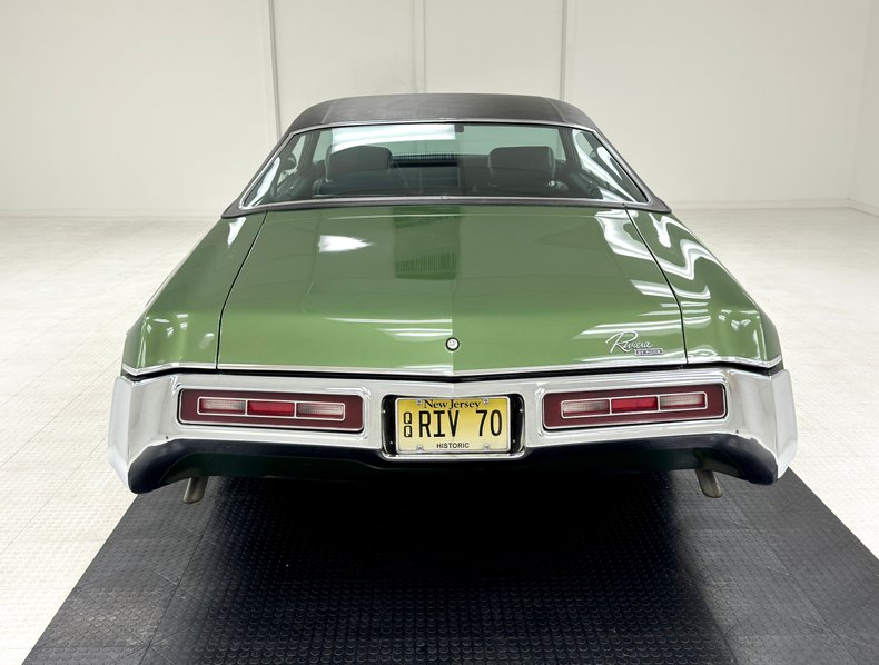 Unknown-Riviera-1970-Emerald-Mist-Black-13