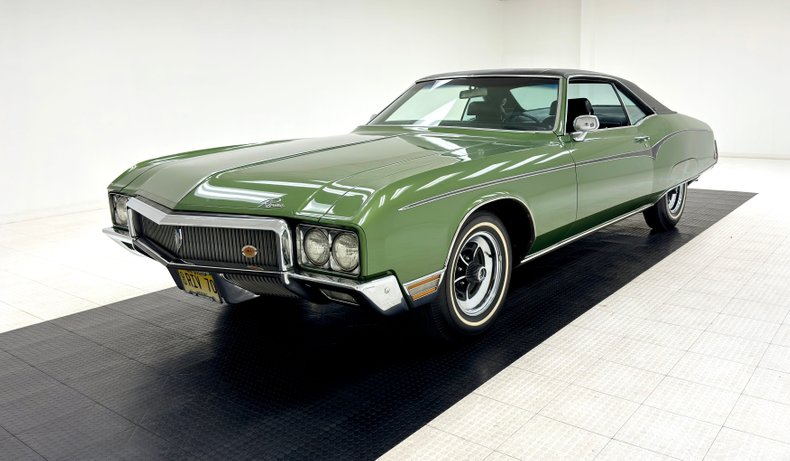 Unknown-Riviera-1970-Emerald-Mist-Black-45