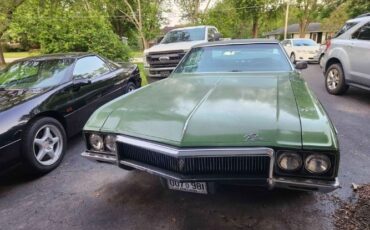 Unknown-Riviera-1970-Green-Green-17