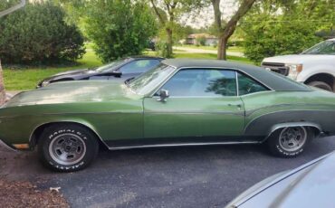 Unknown-Riviera-1970-Green-Green
