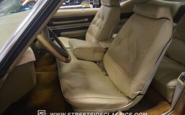 Unknown-Riviera-1971-Comet-Gold-Sandal-Wood-3