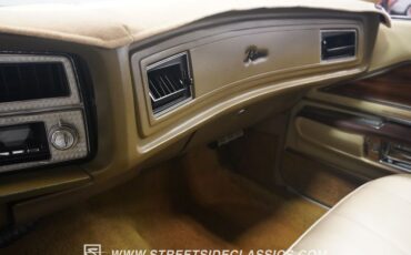 Unknown-Riviera-1971-Comet-Gold-Sandal-Wood-9