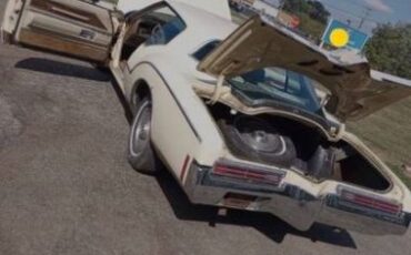 Unknown-Riviera-1971-Custom-4