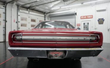 Unknown-Road-runner-1968-Matador-Red-Black-10