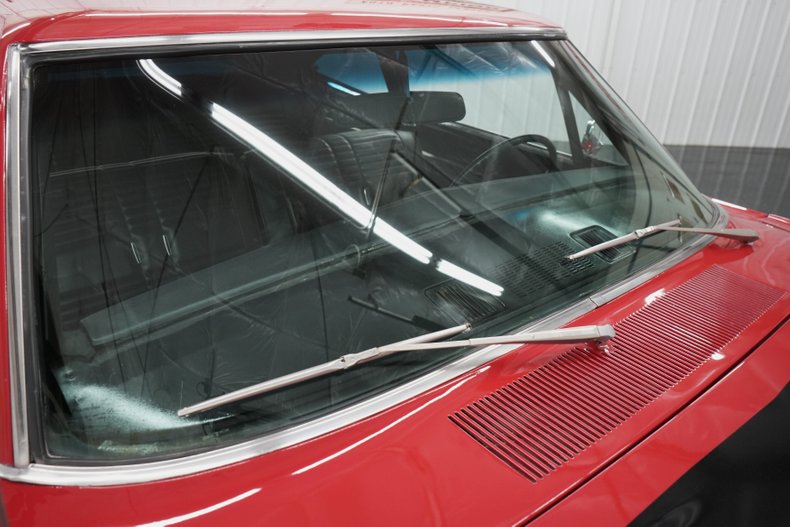 Unknown-Road-runner-1968-Matador-Red-Black-22