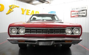 Unknown-Road-runner-1968-Matador-Red-Black-25