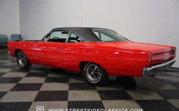 Unknown-Road-runner-1969-Barracuda-Orange-Black-20