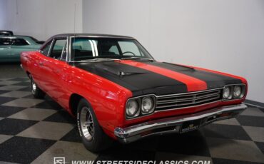 Unknown-Road-runner-1969-Barracuda-Orange-Black-27
