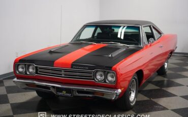 Unknown-Road-runner-1969-Barracuda-Orange-Black-29