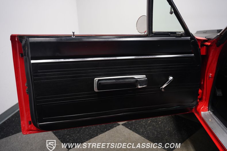 Unknown-Road-runner-1969-Barracuda-Orange-Black-47