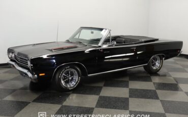 Unknown-Road-runner-1969-Black-Velvet-Black-18