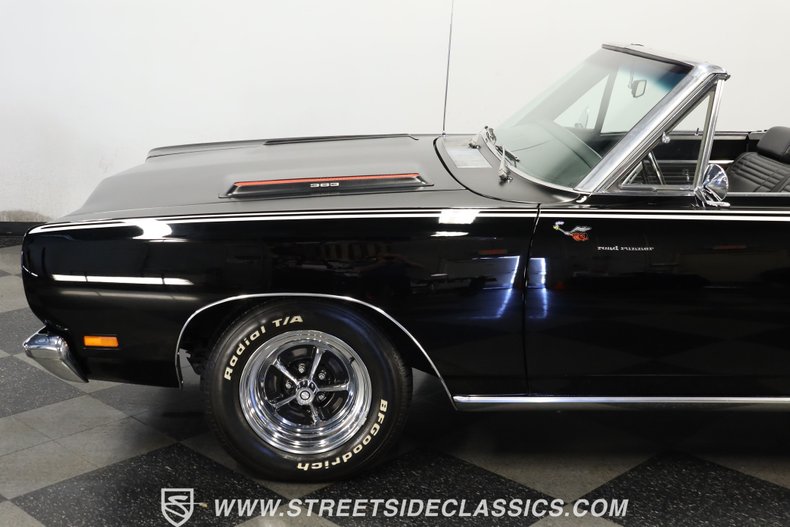 Unknown-Road-runner-1969-Black-Velvet-Black-2