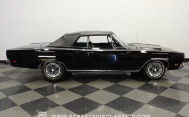 Unknown-Road-runner-1969-Black-Velvet-Black-25