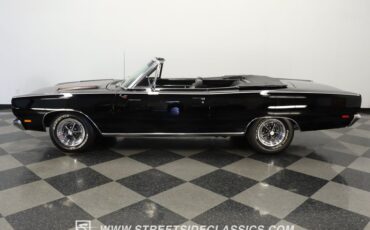 Unknown-Road-runner-1969-Black-Velvet-Black