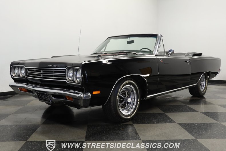 Unknown-Road-runner-1969-Black-Velvet-Black-8