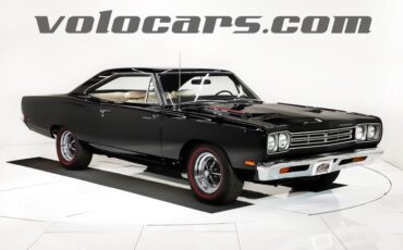 Unknown-Road-runner-1969-Black-Velvet-White-10