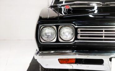 Unknown-Road-runner-1969-Black-Velvet-White-12