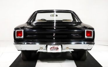 Unknown-Road-runner-1969-Black-Velvet-White-15