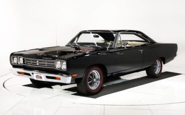 Unknown-Road-runner-1969-Black-Velvet-White-36