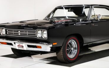 Unknown-Road-runner-1969-Black-Velvet-White-39