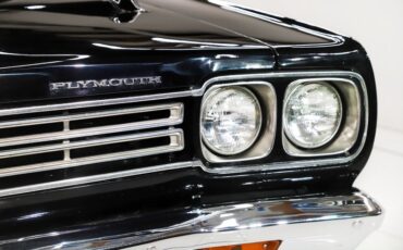 Unknown-Road-runner-1969-Black-Velvet-White-47