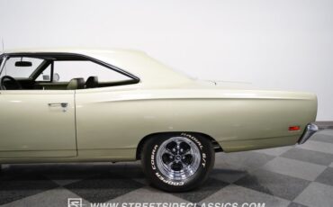 Unknown-Road-runner-1969-Forest-Green-Metalli-Green-11