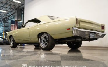 Unknown-Road-runner-1969-Forest-Green-Metalli-Green-12