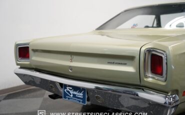 Unknown-Road-runner-1969-Forest-Green-Metalli-Green-17