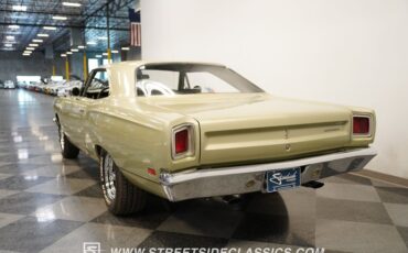 Unknown-Road-runner-1969-Forest-Green-Metalli-Green-36