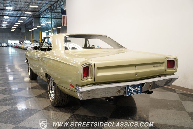Unknown-Road-runner-1969-Forest-Green-Metalli-Green-36