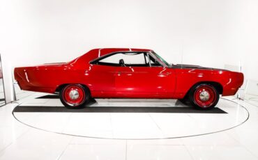 Unknown-Road-runner-1969-Scorch-Red-Black-12