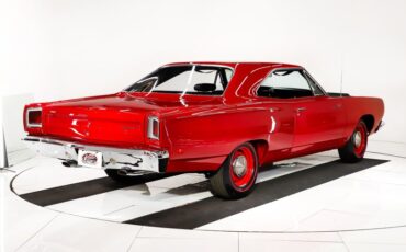Unknown-Road-runner-1969-Scorch-Red-Black-22