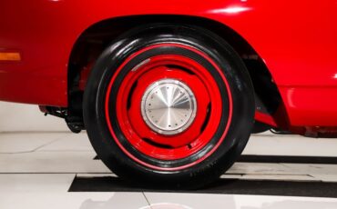 Unknown-Road-runner-1969-Scorch-Red-Black-43