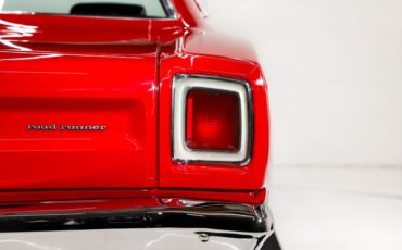 Unknown-Road-runner-1969-Scorch-Red-Black-45