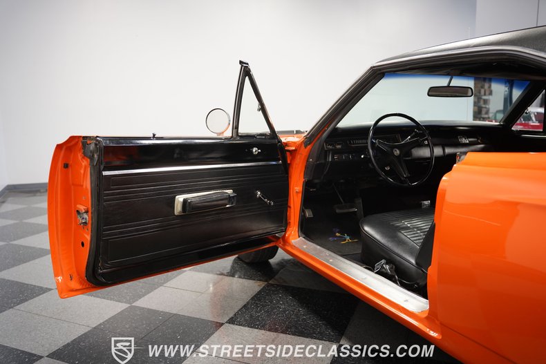 Unknown-Road-runner-1969-Vitamin-C-Black-38
