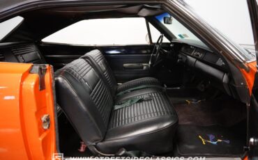 Unknown-Road-runner-1969-Vitamin-C-Black-7