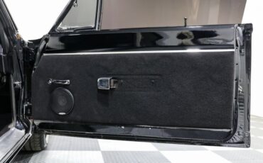 Unknown-Road-runner-1970-BLACK-BLACK-16