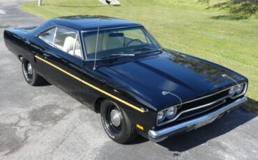 Unknown-Road-runner-1970-Black-Velvet-White-3