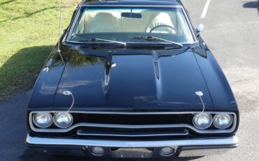 Unknown-Road-runner-1970-Black-Velvet-White-42