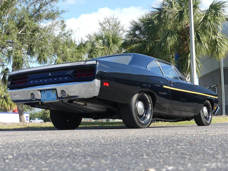 Unknown-Road-runner-1970-Black-Velvet-White-48