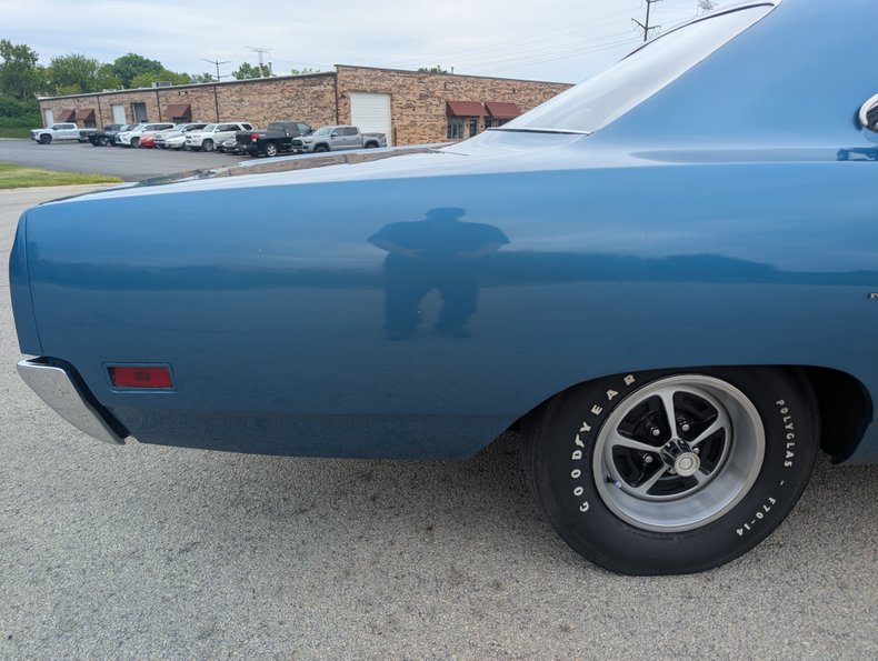 Unknown-Road-runner-1970-Jamaica-Blue-Blue-45