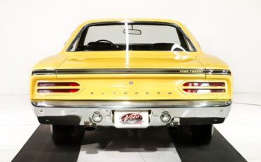 Unknown-Road-runner-1970-Lemon-Twist-Black-12