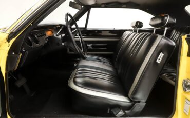 Unknown-Road-runner-1970-Lemon-Twist-Black-27