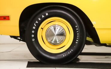 Unknown-Road-runner-1970-Lemon-Twist-Black-41