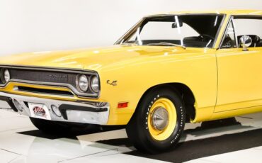 Unknown-Road-runner-1970-Lemon-Twist-Black-8